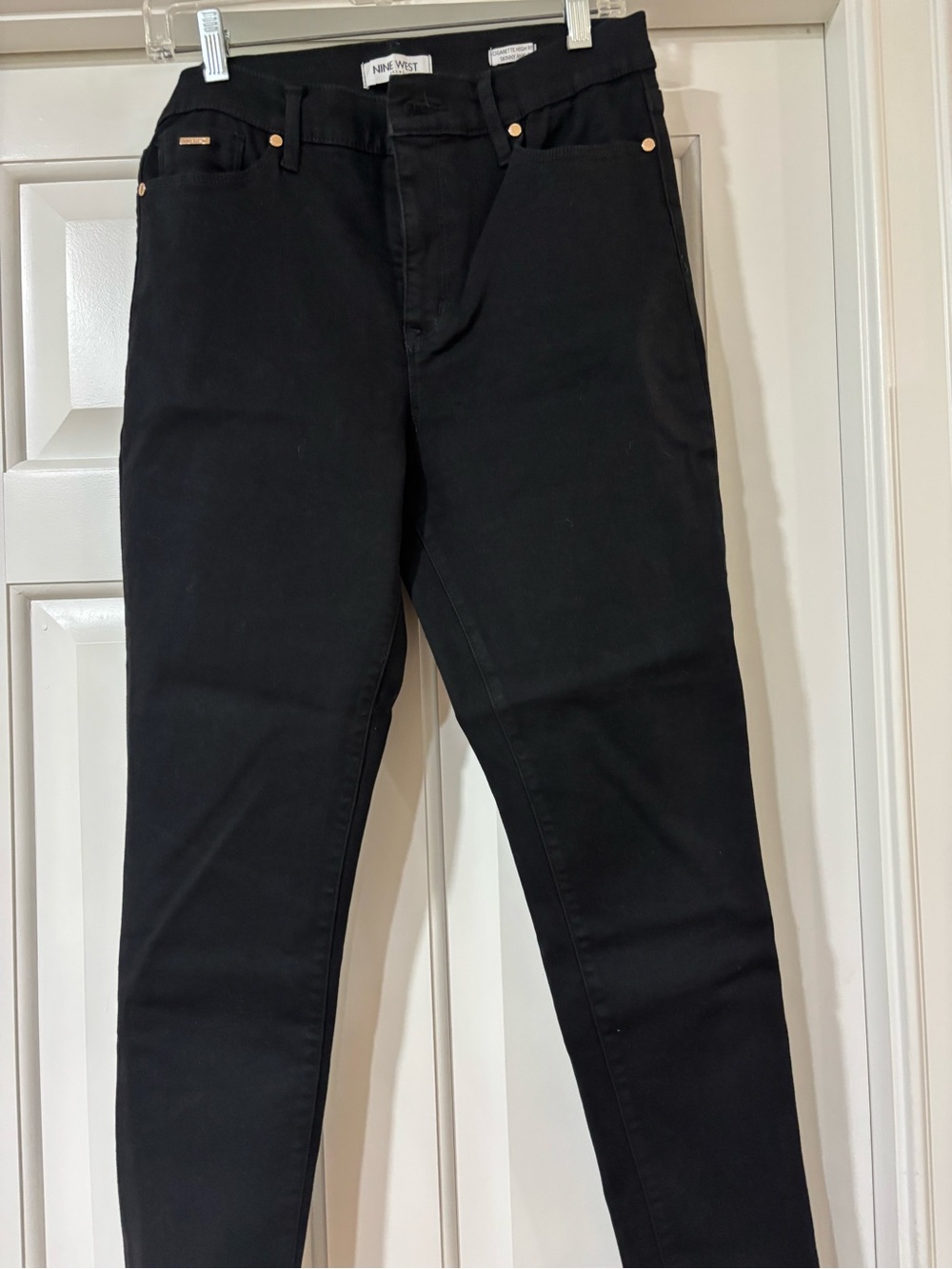 Nine West Black Skinny Jeans with Gold-Tone Rivets
